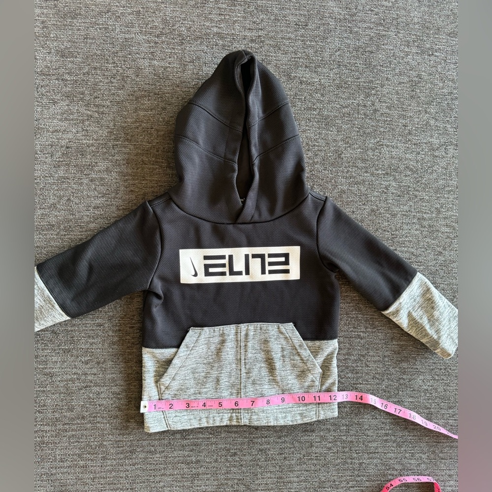 Nike Elite Hoodie Sweatshirt. Black & Gray. Size 3T